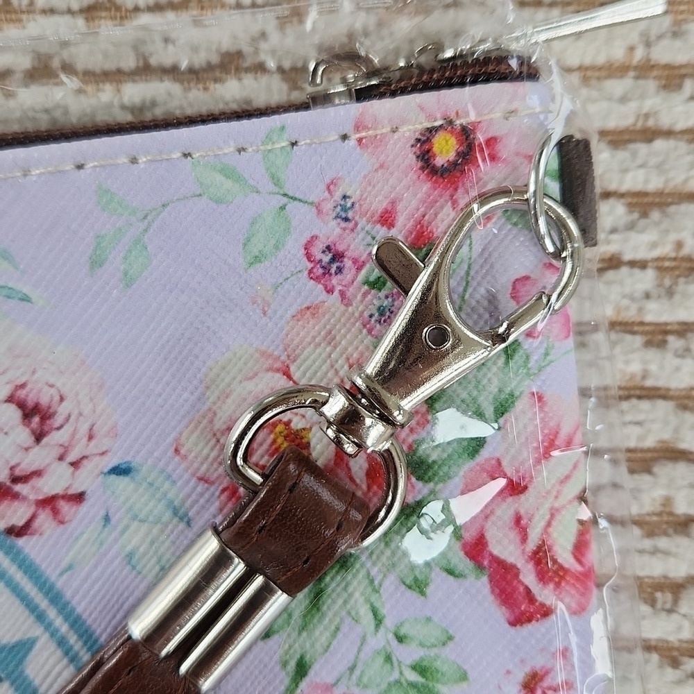 Floral Wristlet with Wrist Strap, 6"x8", New - Picture 3 of 4